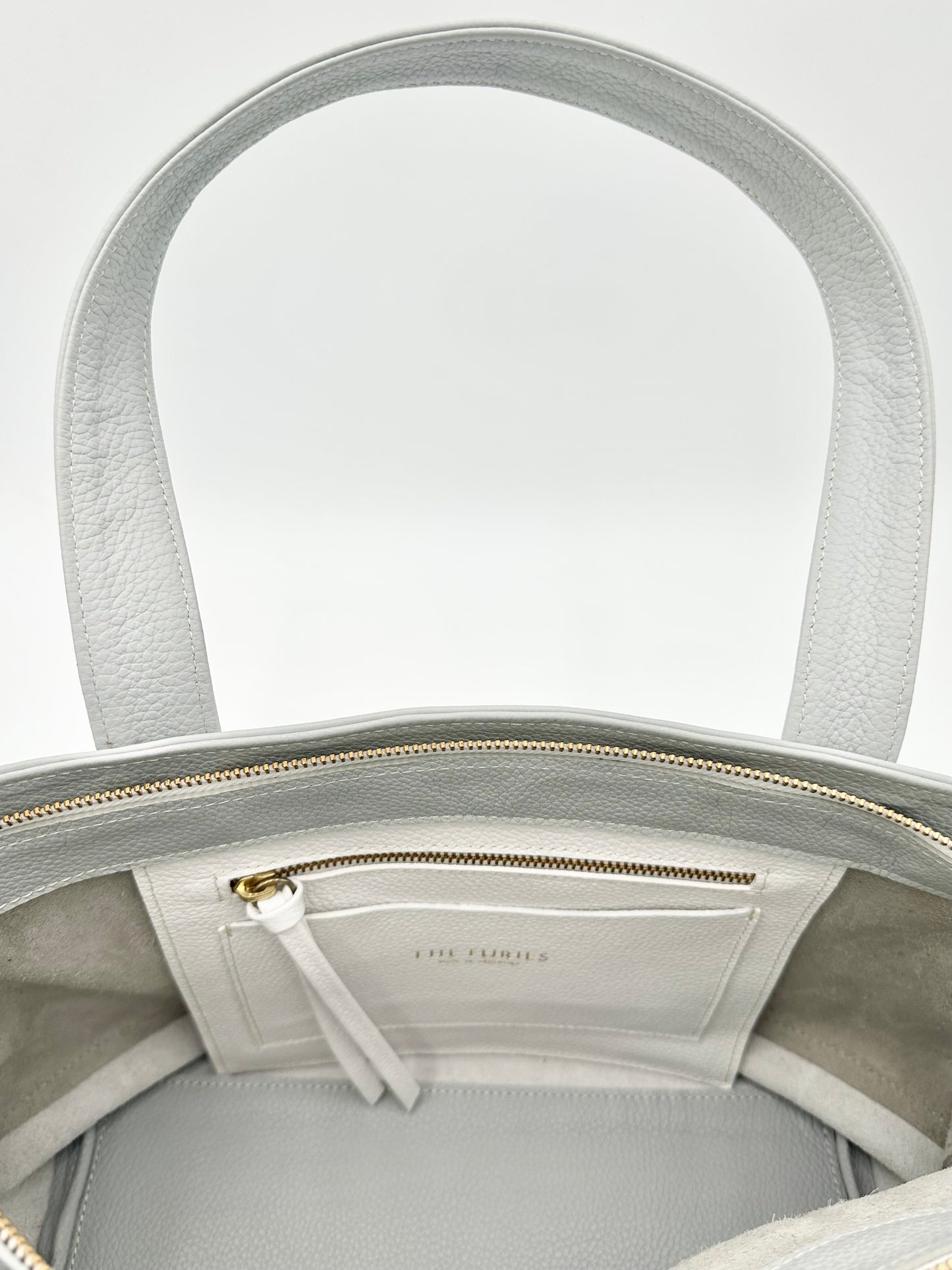 Large Carolyn Tote - Grey Cloud with Snow Base