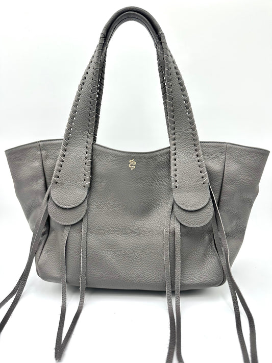 Talitha in Anthracite