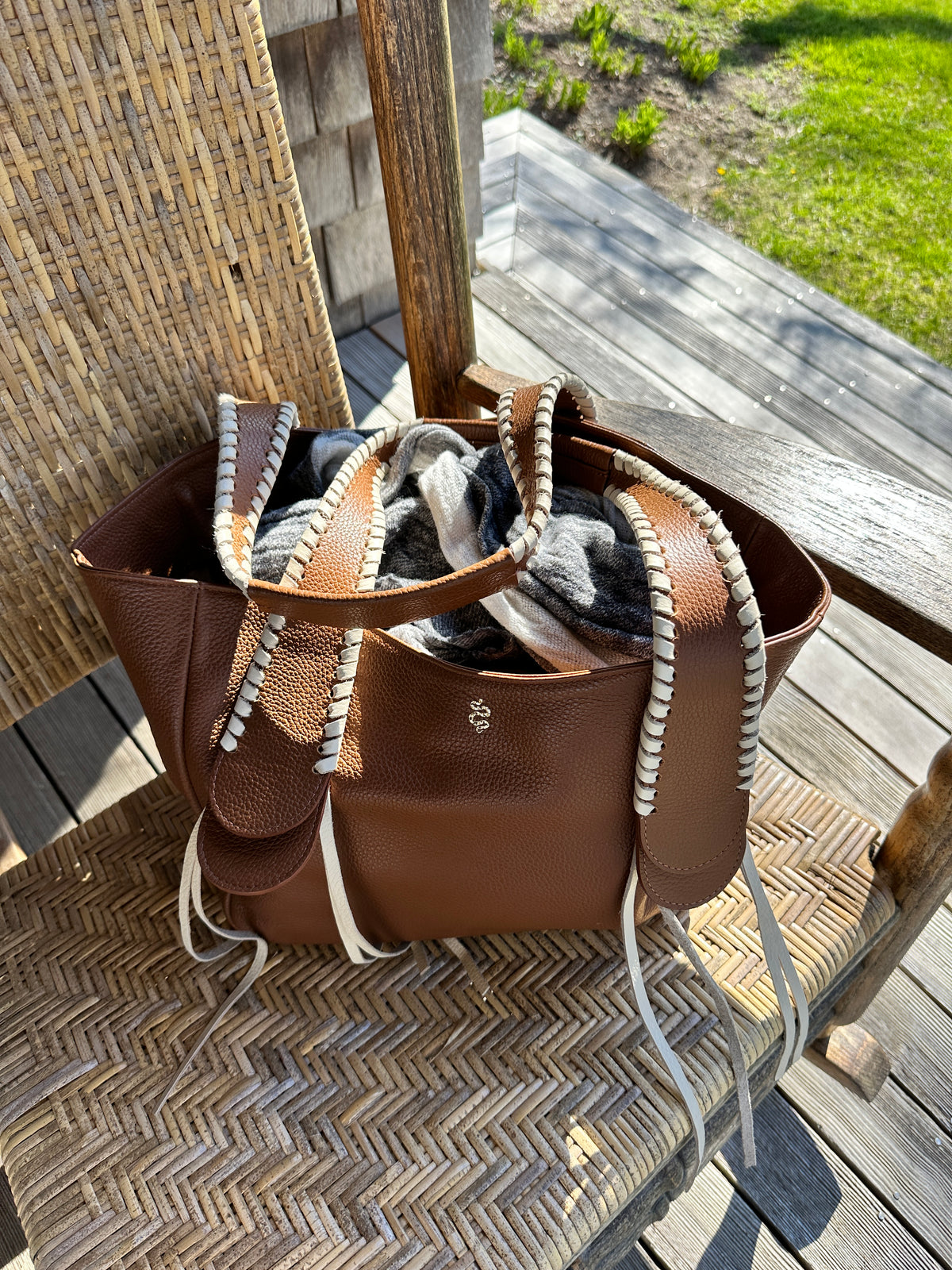 Talitha in Cognac with Champagne Lacing
