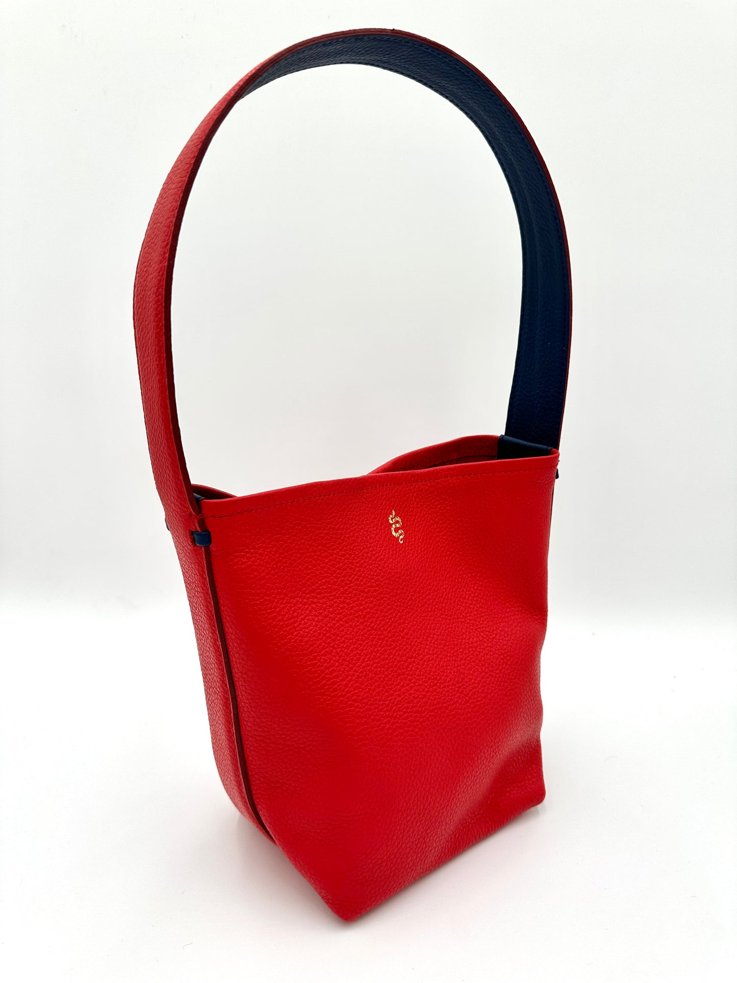 Grace Bucket Bag - Lipstick Red with Navy Underhandle