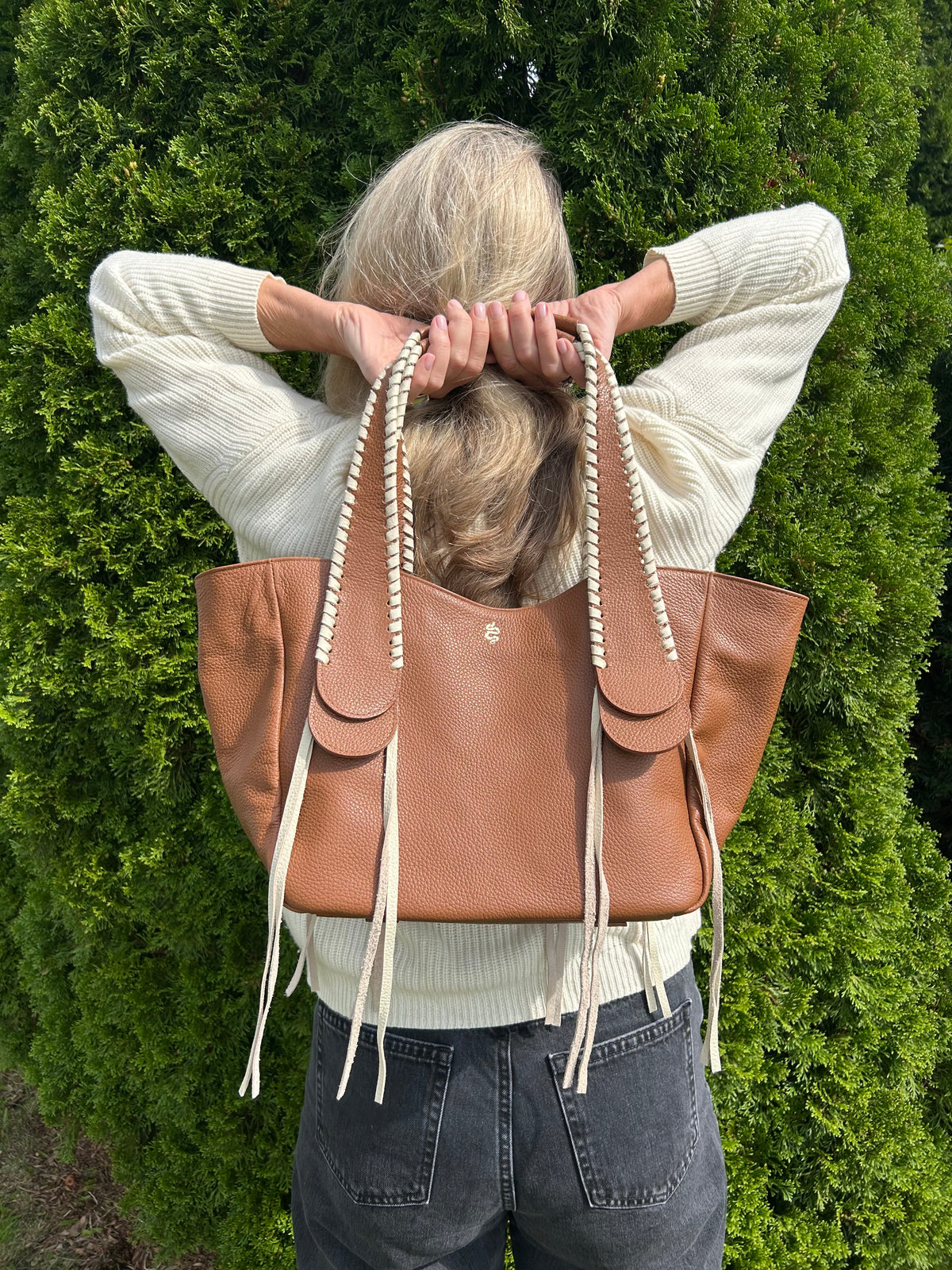 Talitha in Cognac with Champagne Lacing