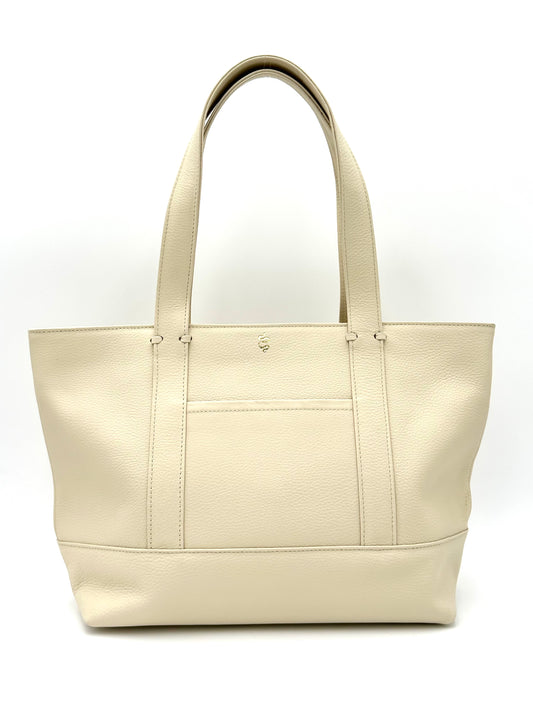 Large Carolyn in Champagne